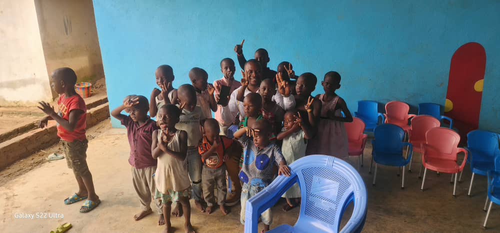 Visite à l'orphelinat : un moment inoubliable